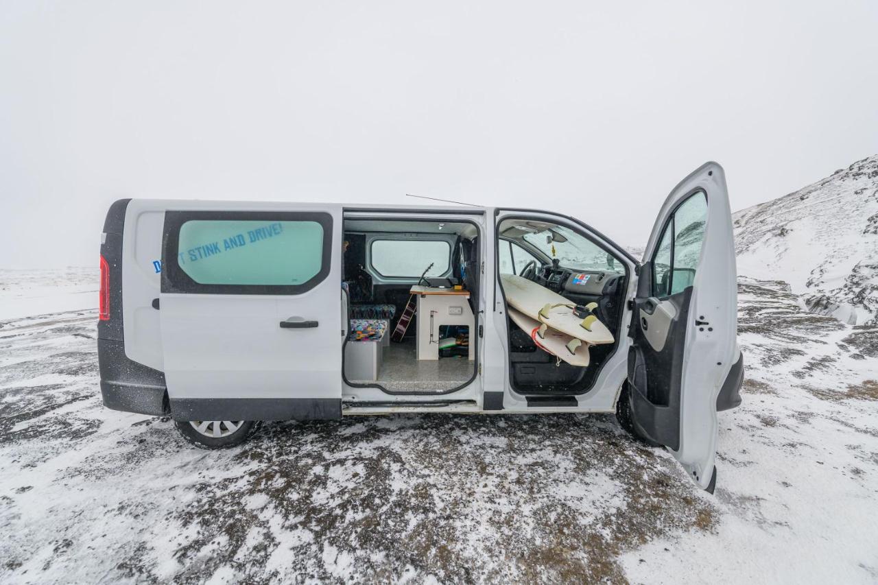 KúKú Campers - Campervans Keflavík Exterior foto