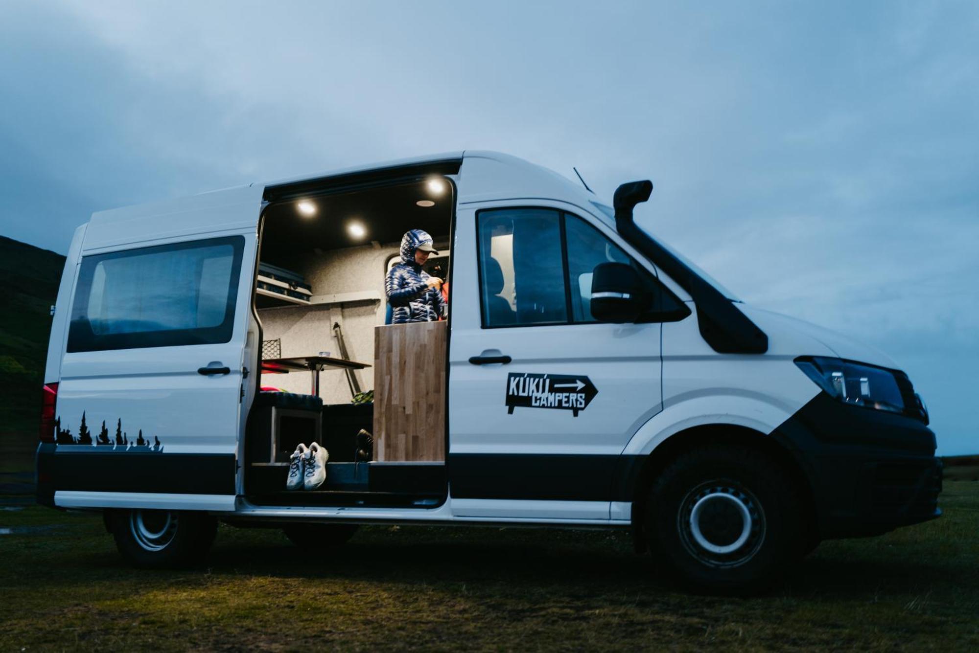 KúKú Campers - Campervans Keflavík Exterior foto